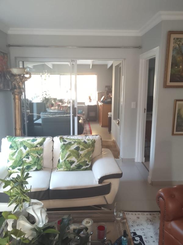 3 Bedroom Property for Sale in Heritage Park Western Cape
